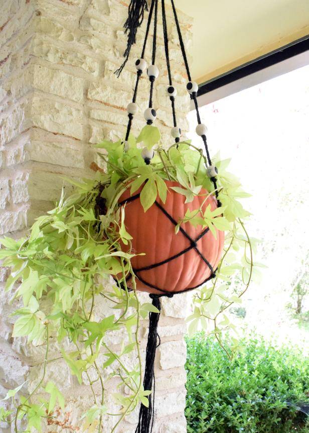 Discover the best DIY Halloween decorations. These are loved by everyone