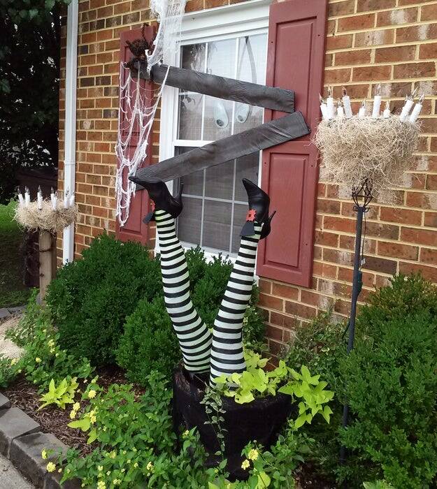 Discover the best DIY Halloween decorations. These are loved by everyone