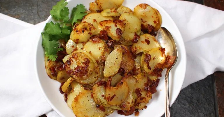 Bacon Onion Skillet Potatoes