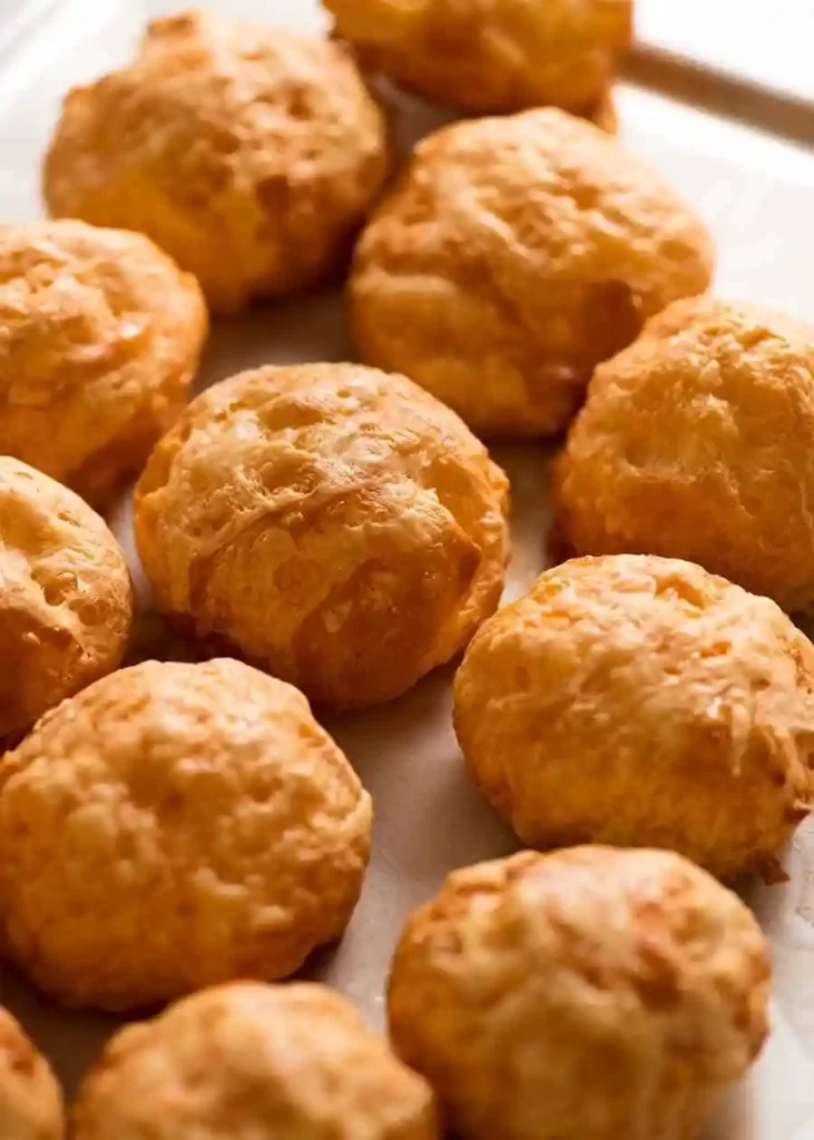  Gougeres