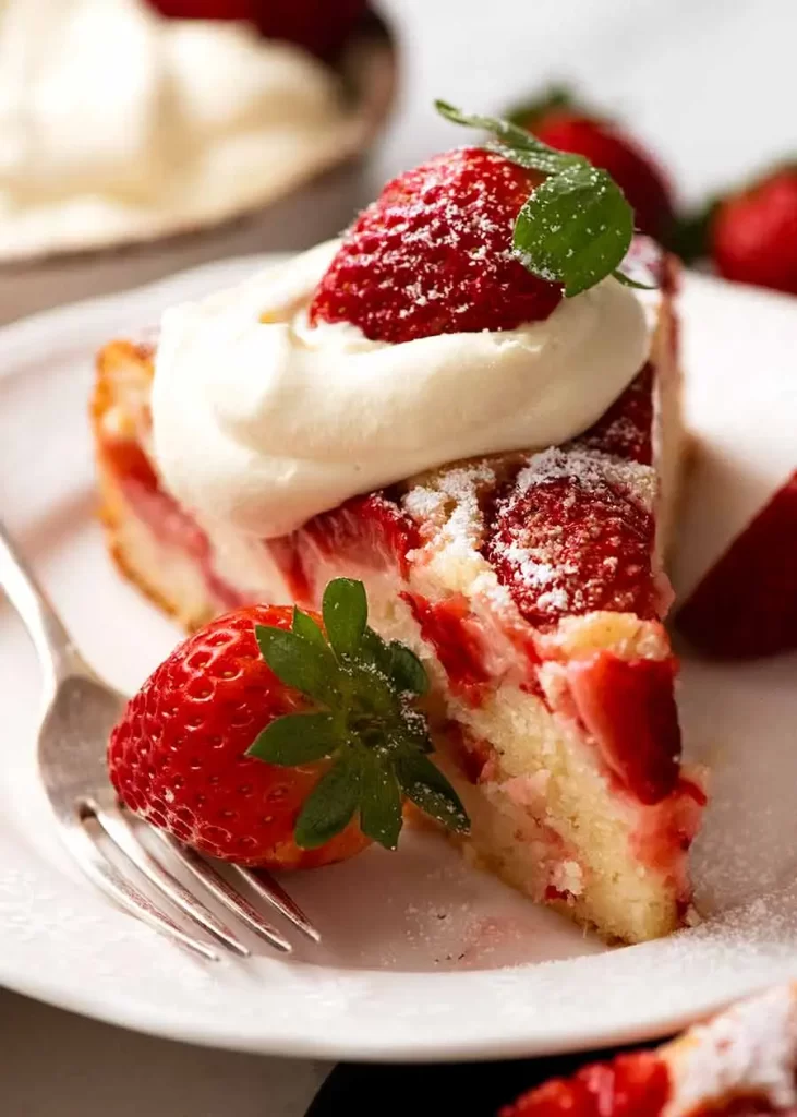 Easy Strawberry Cake