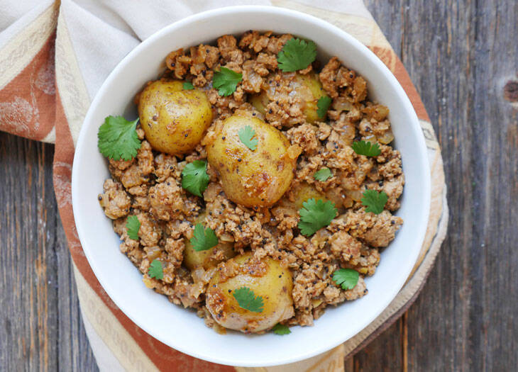 Instant Pot Ground Pork Vindaloo With Potatoes