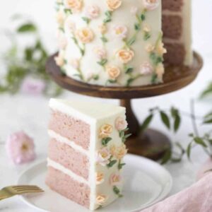 from vanilla buttercream frosting to raspberry frosting and more, make the best frosting recipes