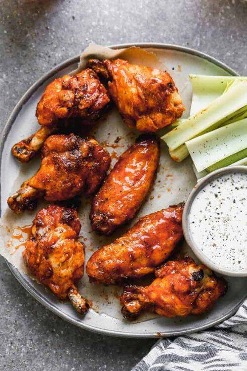 From air fryer chicken wings to baked chicken wings and more, make the best chicken wings recipes