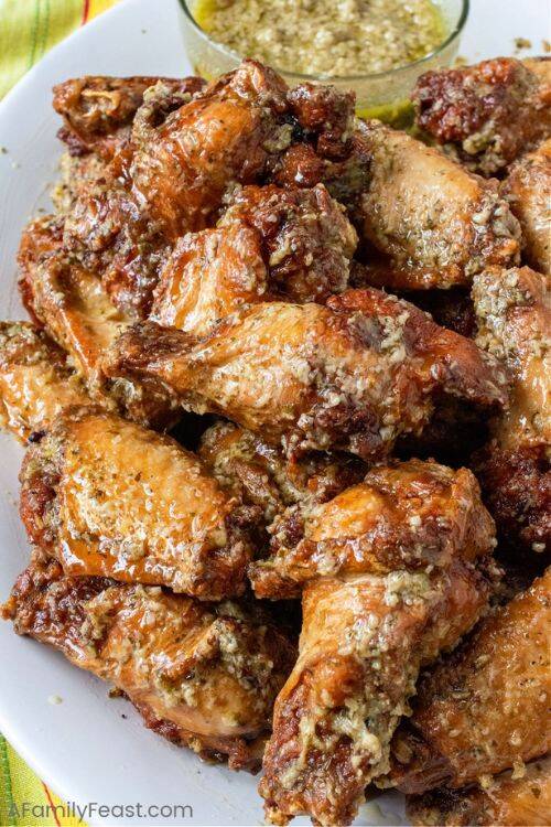 From air fryer chicken wings to baked chicken wings and more, make the best chicken wings recipes