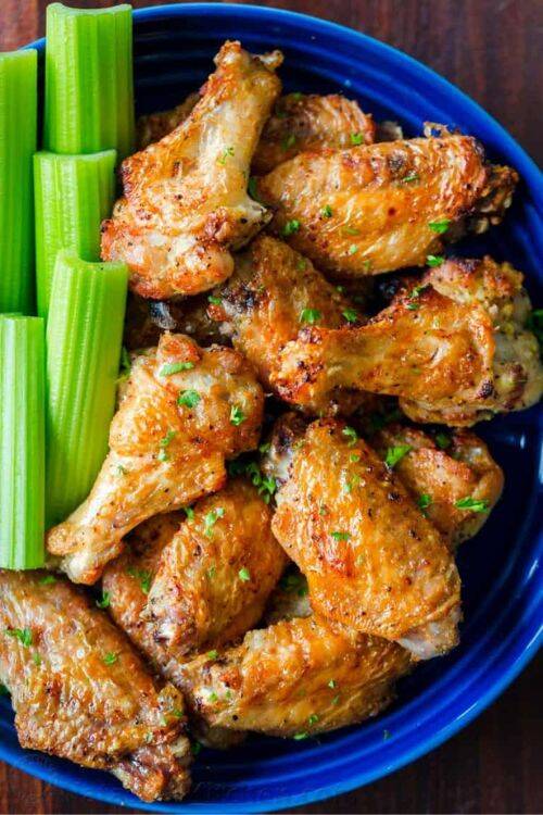 From air fryer chicken wings to baked chicken wings and more, make the best chicken wings recipes