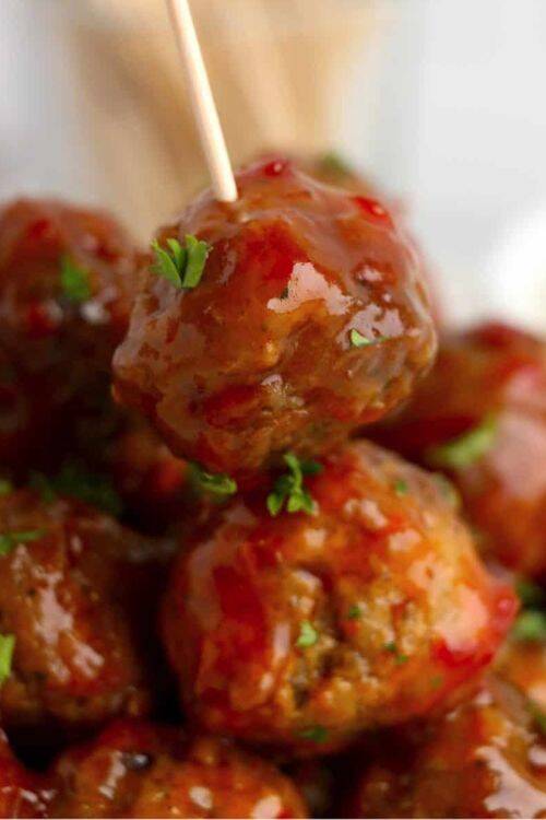 From Swedish meatballs to Italian meatballs, make the best meatball recipes